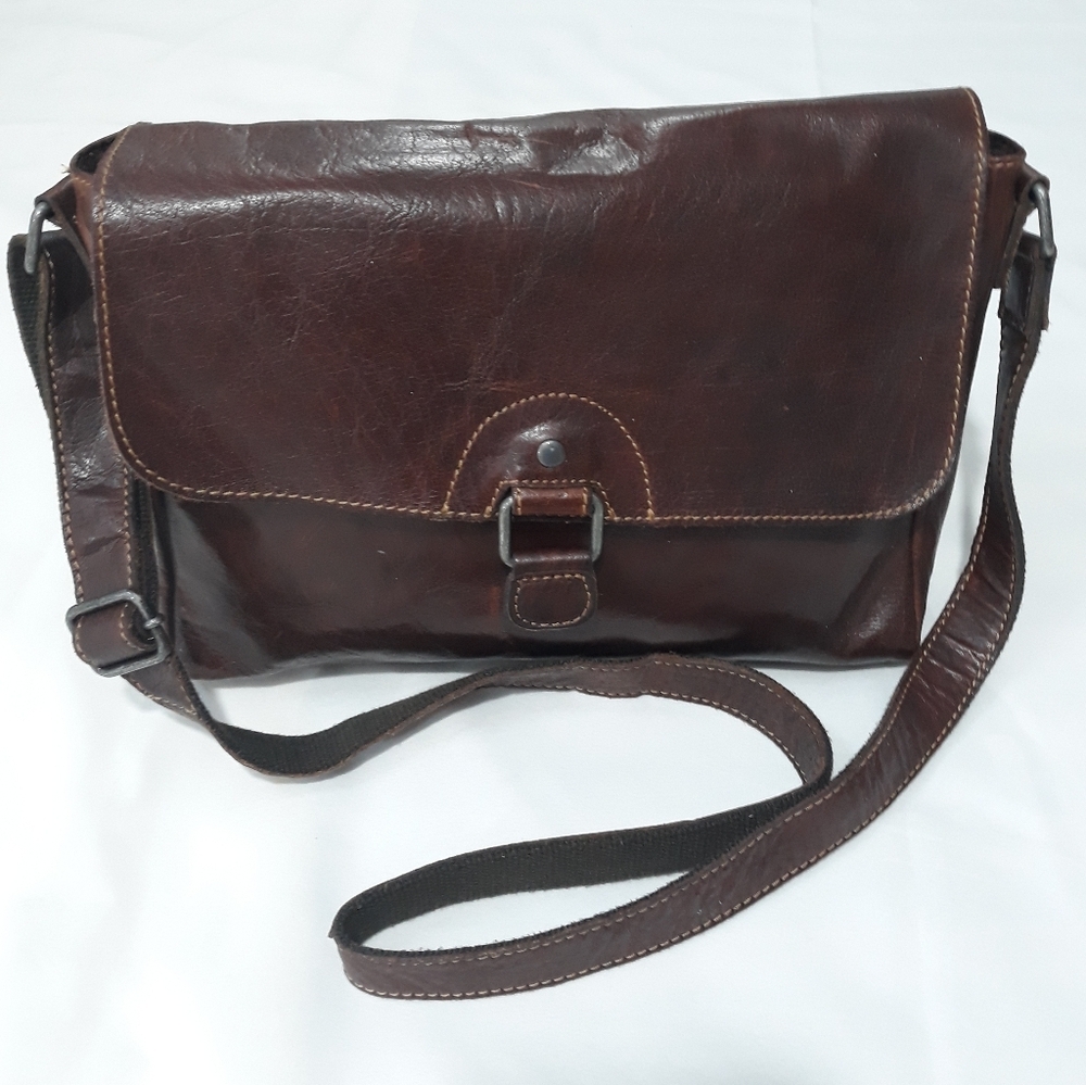Jack Georges Vintage Genuine Leather Classic Brown Messenger/Crossbody  Bag